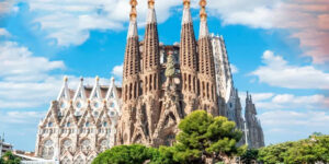 gereja sagrada familia barcelona