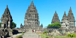 keindahan dan keunikan candi prambanan