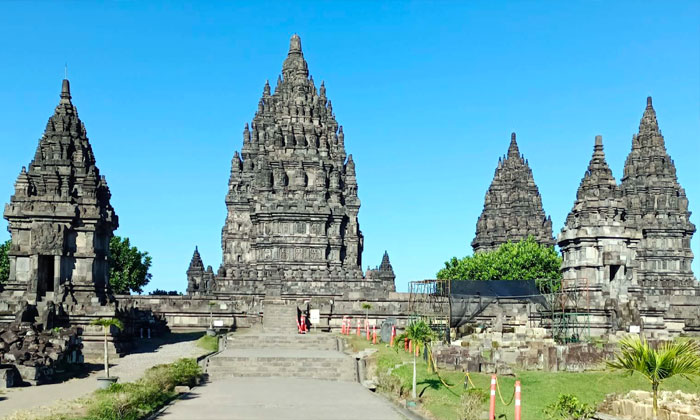 keindahan dan keunikan candi prambanan